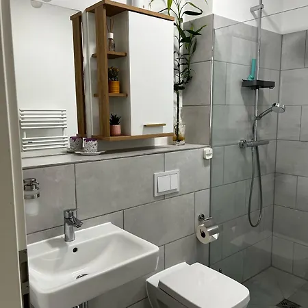 Apartamento Charming Retreat Near Berlin - Cozy In A Convenient Location *